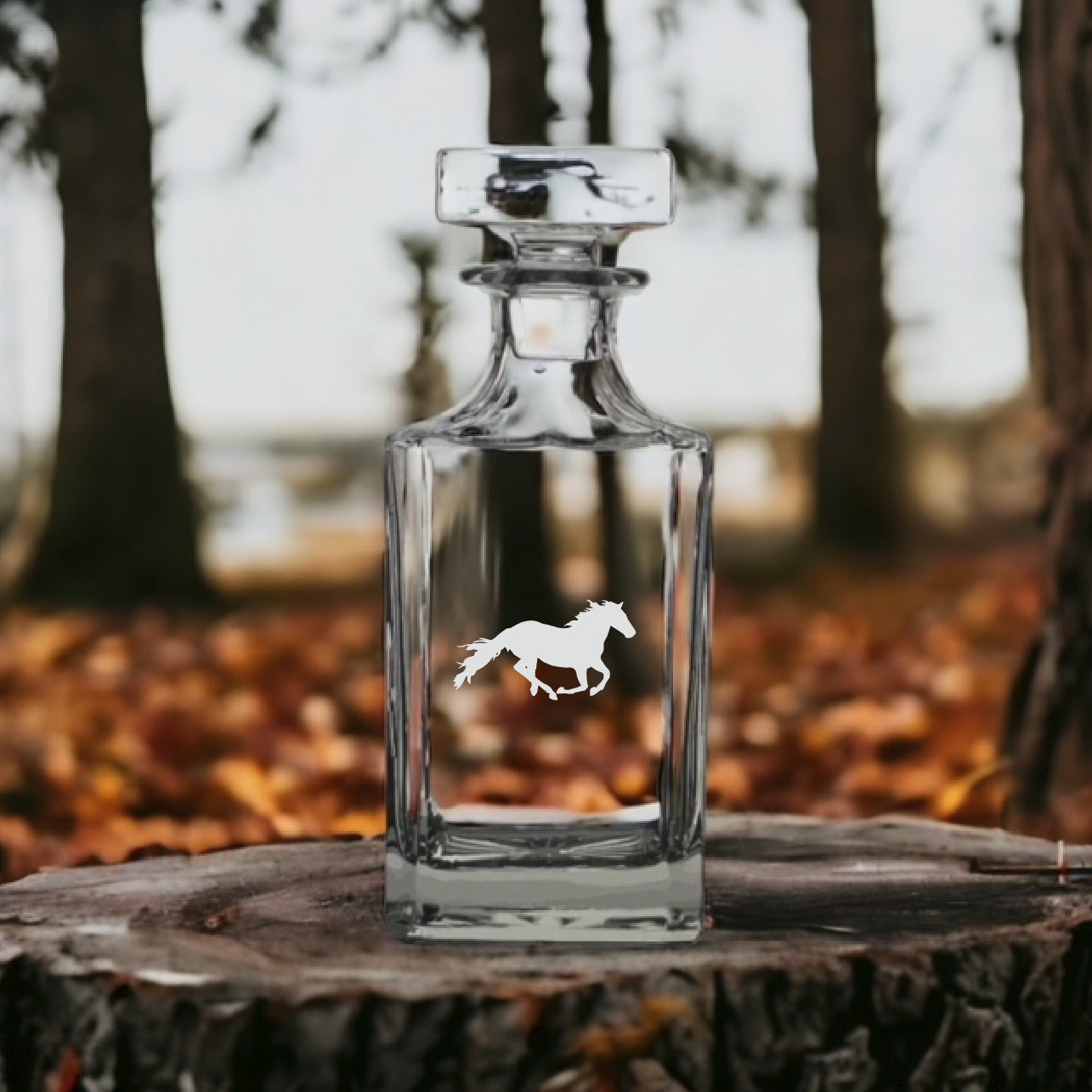 Mustang Decanter 26 Oz Bourbon Whiskey Premium Glass Personalize Horse Run NEW