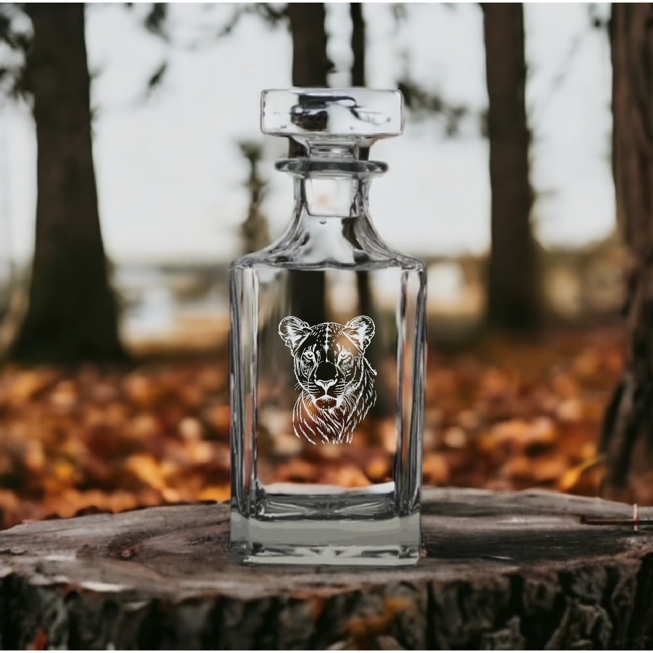 Lioness Decanter 26 Oz Bourbon Whiskey Premium Glass Personalize Animal Gift NEW