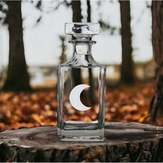 Crescent Moon Decanter 26 Oz Bourbon Whiskey Premium Glass Personalize NEW